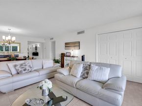 3301 S Palm Aire Dr 106, Pompano Beach FL 33069