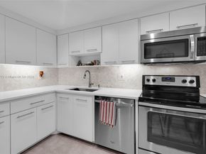 3301 S Palm Aire Dr 106, Pompano Beach FL 33069