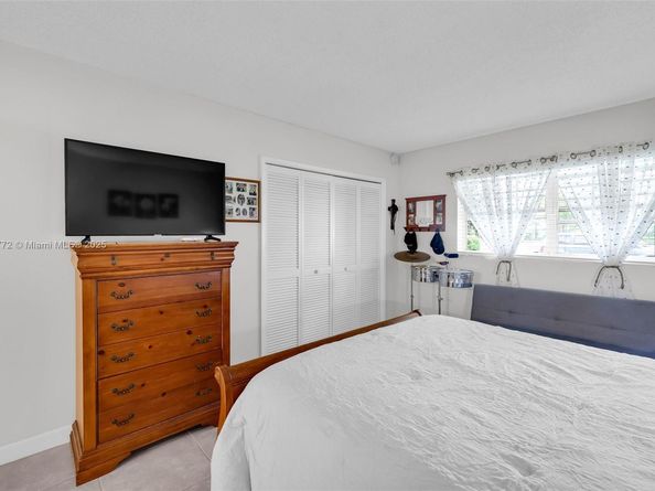 3301 S Palm Aire Dr 106, Pompano Beach FL 33069