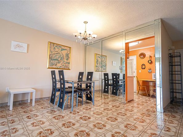 16790 NE 14th Ave 215, Miami FL 33162
