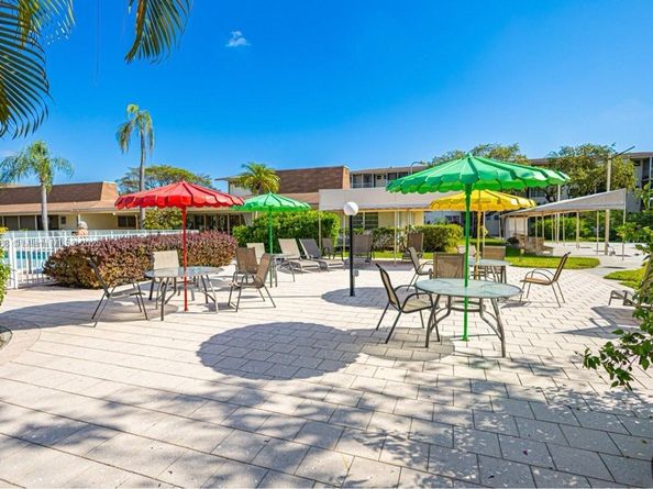 16790 NE 14th Ave 215, Miami FL 33162