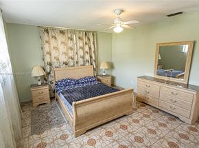 16790 NE 14th Ave 215, Miami FL 33162