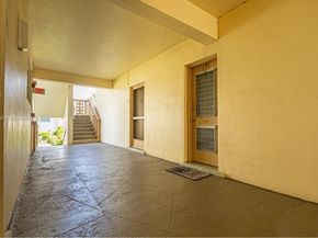 16790 NE 14th Ave 215, Miami FL 33162