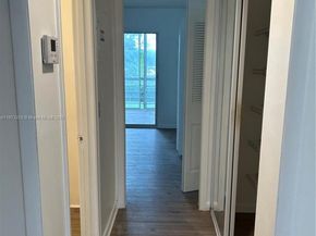 Undisclosed Address #A11873229, West Palm Beach FL 33417
