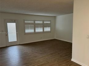 Undisclosed Address #A11873229, West Palm Beach FL 33417