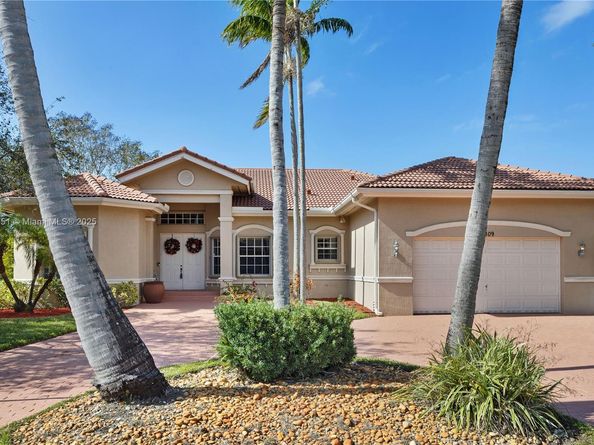 109 SW 128th Ave, Plantation FL 33325