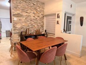 17262 NW 6th Ct, Pembroke Pines FL 33029