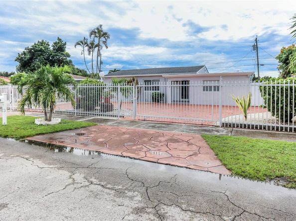 7280 SW 13th St, Miami FL 33144