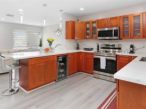 7280 SW 13th St, Miami FL 33144