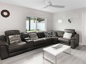 7280 SW 13th St, Miami FL 33144