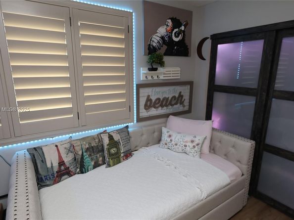 11251 Reveille Rd, Cooper City FL 33026