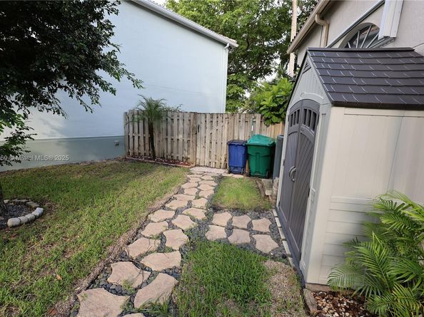 11251 Reveille Rd, Cooper City FL 33026