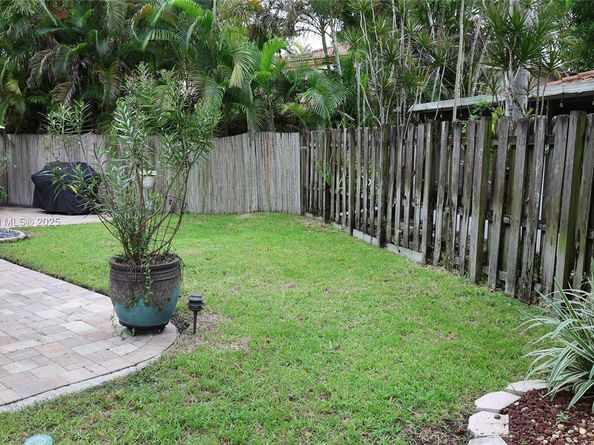 11251 Reveille Rd, Cooper City FL 33026