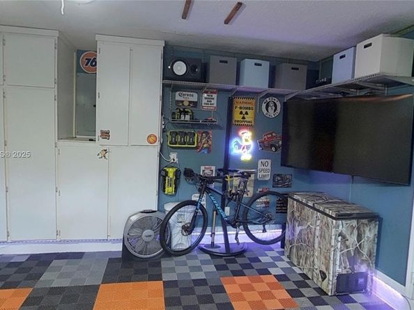 11251 Reveille Rd, Cooper City FL 33026