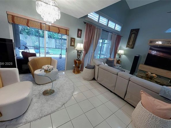 11251 Reveille Rd, Cooper City FL 33026