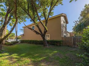 8560 SW 214th Way, Cutler Bay FL 33189