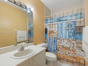 8560 SW 214th Way, Cutler Bay FL 33189