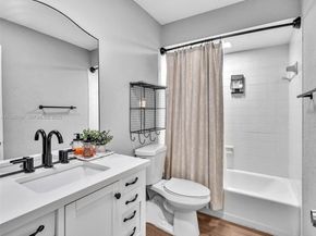 1489 Fairway Rd, Pembroke Pines FL 33026