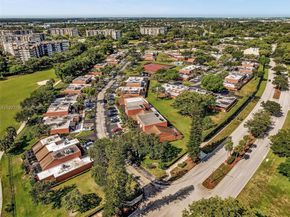 1489 Fairway Rd, Pembroke Pines FL 33026