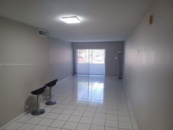 9225 SW 87th Ave A3, Miami FL 33176