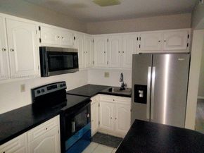 9225 SW 87th Ave A3, Miami FL 33176