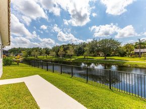 9171 NW 13th St, Plantation FL 33322