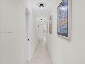 9171 NW 13th St, Plantation FL 33322