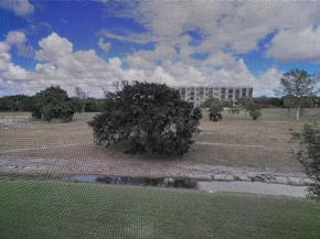 7051 Environ Blvd 332, Lauderhill FL 33319