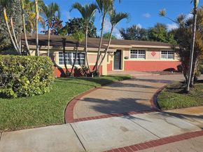 1315 NW 196th Ter, Miami Gardens FL 33169