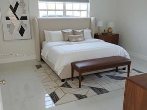 1315 NW 196th Ter, Miami Gardens FL 33169