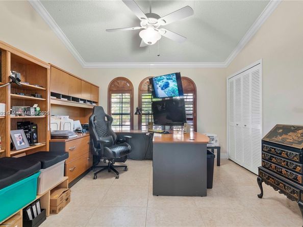 Undisclosed Address #A11857621, Boca Raton FL 33434