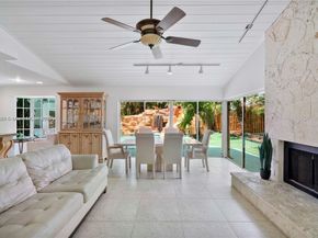 Undisclosed Address #A11857621, Boca Raton FL 33434
