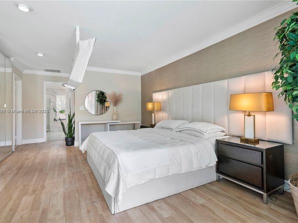 Undisclosed Address #A11857621, Boca Raton FL 33434