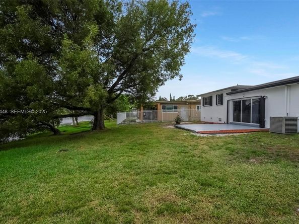 14431 NW 13th Rd, Miami FL 33167