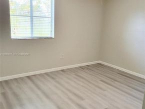 8263 SW 27th St 102, Miramar FL 33025