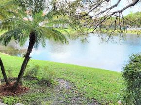 8263 SW 27th St 102, Miramar FL 33025