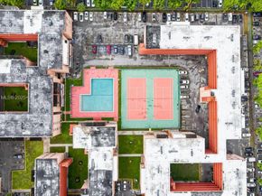 1890 W 56th St 1411, Hialeah FL 33012