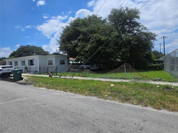 8200 NW 23rd Ave, Miami FL 33147