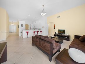 11351 NW 64th Ter, Doral FL 33178