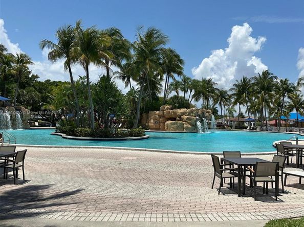 11351 NW 64th Ter, Doral FL 33178