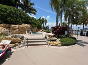 11351 NW 64th Ter, Doral FL 33178