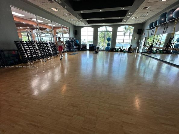 11351 NW 64th Ter, Doral FL 33178