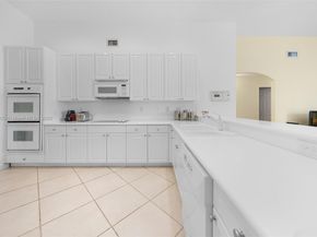 11351 NW 64th Ter, Doral FL 33178