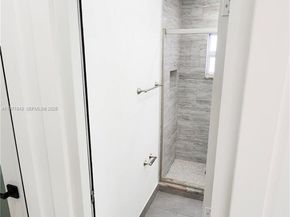 8116 NW 72nd Ave, Tamarac FL 33321