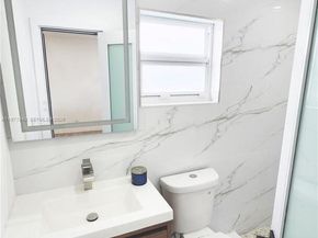 8116 NW 72nd Ave, Tamarac FL 33321