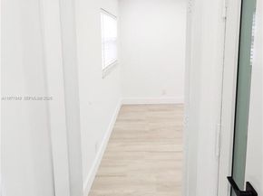 8116 NW 72nd Ave, Tamarac FL 33321