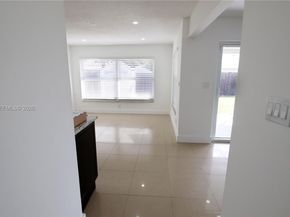 8116 NW 72nd Ave, Tamarac FL 33321