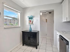 219 NE 14th Ave 107, Hallandale Beach FL 33009