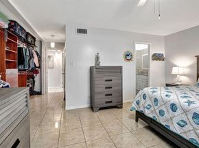 219 NE 14th Ave 107, Hallandale Beach FL 33009