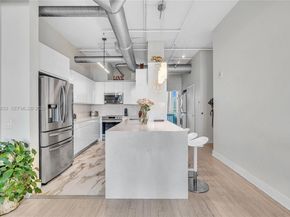 3029 NE 188th St 721, Aventura FL 33180